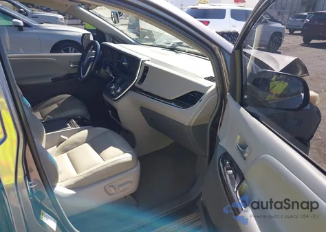 2015 Toyota Sienna Xle 8 Passenger z USA, uszkodzony, nr VIN 5TDYK3DC5FS573825